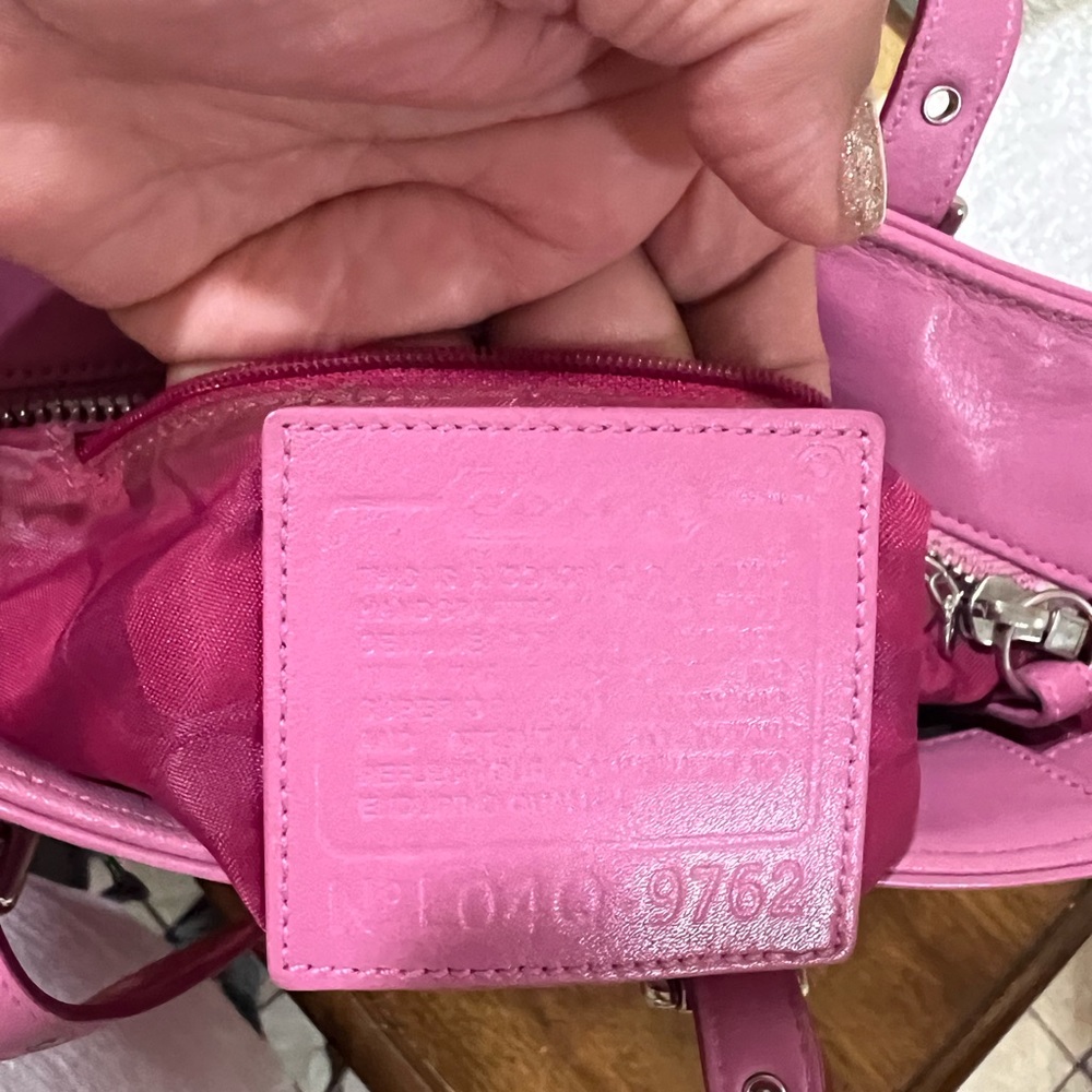 COACH Gallery Pink Leather Tote Bag-Authentic - Picture 2 of 16